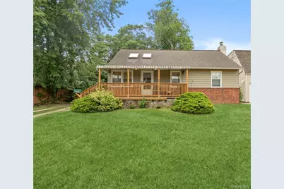 30 Anderson Avenue, North Babylon, NY 11703 - Photo 16