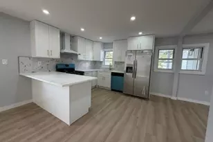 60 Center Ave, Bay Shore, NY 11706 - Photo 4