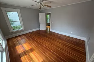 341 Mansion St, Poughkeepsie, NY 12601 - Photo 2