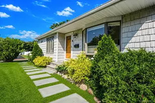 1 Rutgers St, Smithtown, NY 11787 - Photo 4