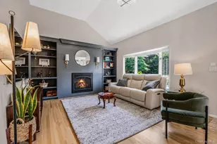 1 Rutgers St, Smithtown, NY 11787 - Photo 12