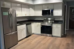 415 Clubhouse Ct, Coram, NY 11727 - Photo 2