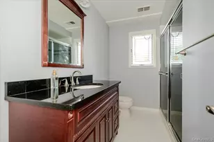 718 Arbuckle Ave, Woodmere, NY 11598 - Photo 20