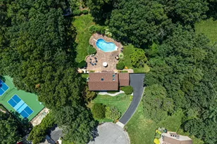 4 Saybrook Ct, Port Jefferson Station, NY 11776 - Photo 8