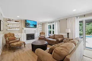 4 Saybrook Ct, Port Jefferson Station, NY 11776 - Photo 14