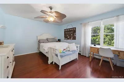 4 Saybrook Court, Port Jefferson Station, NY 11776 - Photo 34