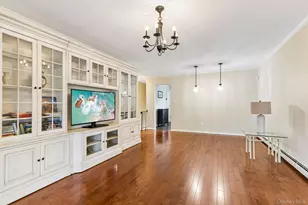 15 Springwood Dr, North Babylon, NY 11703 - Photo 8
