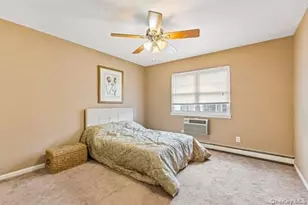 15 Springwood Dr, North Babylon, NY 11703 - Photo 16