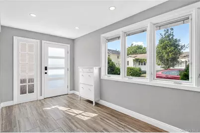 16 Dewey Street E, East Rockaway, NY 11518 - Photo 8