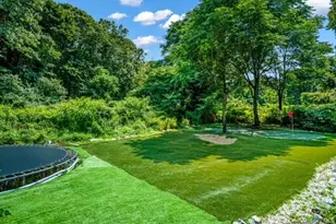 6 Fox Hunt Ct, Huntington, NY 11743 - Photo 40