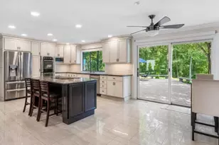6 Fox Hunt Ct, Huntington, NY 11743 - Photo 16