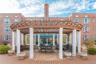 2 Overlook Rd, White Plains, NY 10605 - Photo 18