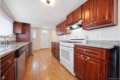 162 Baisley Avenue, East Rockaway, NY 11518 - Photo 6