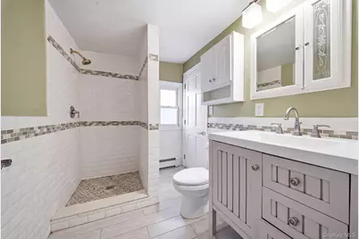 162 Baisley Avenue, East Rockaway, NY 11518 - Photo 10