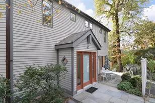 42 Ravensdale Rd, Hastings on Hudson, NY 10706 - Photo 4