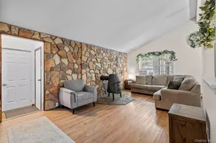 28 Yaphank Ave, Brookhaven, NY 11719 - Photo 4