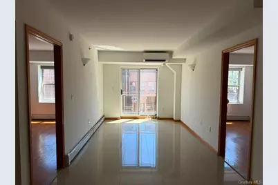 35-19 Leavitt Street #4J, Flushing, NY 11354 - Photo 2