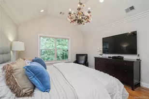 34 Cranberry Cir, Medford, NY 11763 - Photo 34
