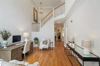 34 Cranberry Circle, Medford, NY 11763 - Photo 8