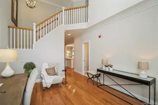 34 Cranberry Cir, Medford, NY 11763 - Photo 12