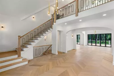 220 Beach Road, Centre Island, NY 11771 - Photo 6
