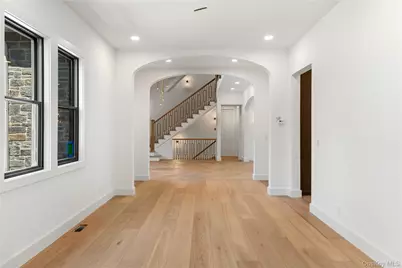 220 Beach Road, Centre Island, NY 11771 - Photo 8