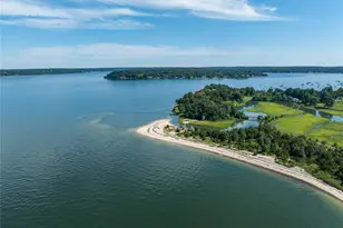 220 Beach Rd, Centre Island, NY 11771 - Photo 42