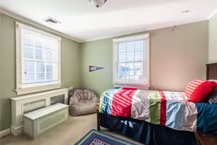 99 Thayer Rd, Manhasset, NY 11030 - Photo 16