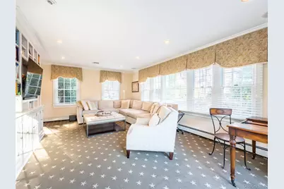 99 Thayer Road, Manhasset, NY 11030 - Photo 10