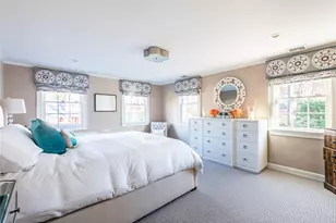99 Thayer Rd, Manhasset, NY 11030 - Photo 12