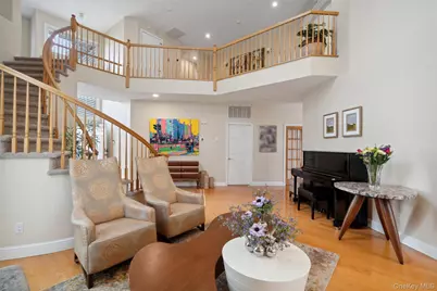 179 Sagamore Drive, Plainview, NY 11803 - Photo 6