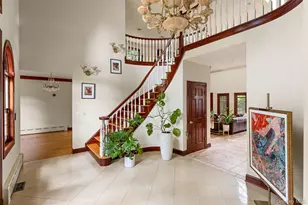 12 Mondavi Ln, East Setauket, NY 11733 - Photo 4