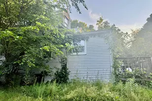 933 South St, Highland, NY 12528 - Photo 4