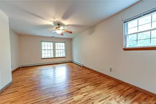 15 Washington Ave, Miller Place, NY 11764 - Photo 4