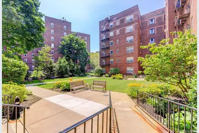 113-14 72nd Road #2J, Forest Hills, NY 11375 - Photo 6