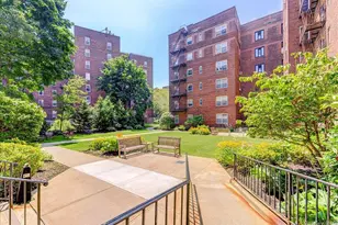 113-14 72nd Rd, Forest Hills, NY 11375 - Photo 6