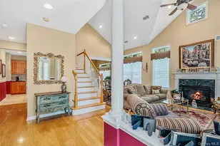 14 Concerto Dr, Lake Grove, NY 11755 - Photo 8