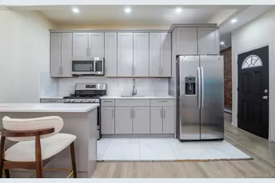 8717 160th Street, Jamaica, NY 11432 - Photo 4