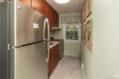 81 Captains Drive, West Babylon, NY 11704 - Photo 6