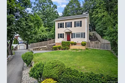 36 Grandview Drive, Mahopac, NY 10541 - Photo 2