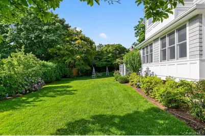 25 Soundview Avenue, Locust Valley, NY 11560 - Photo 24