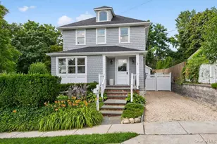 25 Soundview Ave, Locust Valley, NY 11560 - Photo 2
