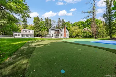75 Centerport Road, Greenlawn, NY 11740 - Photo 38