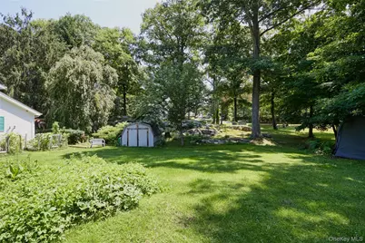 140 Nardin Road, Lake Peekskill, NY 10537 - Photo 2