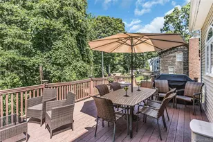 1025 Seawood Dr, Southold, NY 11971 - Photo 30
