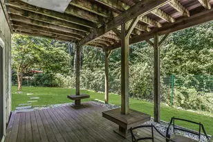 1025 Seawood Dr, Southold, NY 11971 - Photo 32