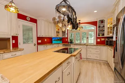 257 Fort Van Tyle Road, Port Jervis, NY 12771 - Photo 10