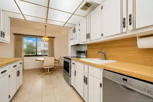 10 Windham Loop, New York, NY 10314 - Photo 4