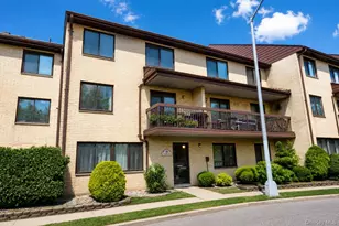 10 Windham Loop, New York, NY 10314 - Photo 2
