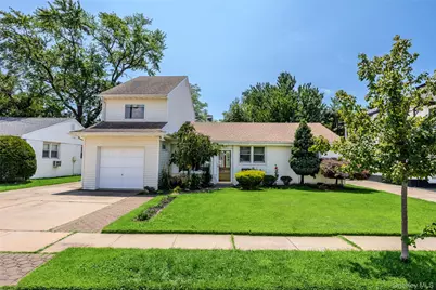 79 Spruce Lane, Valley Stream, NY 11581 - Photo 1